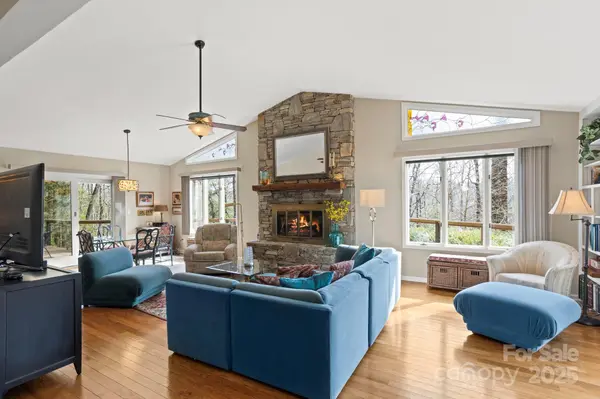 111 Continental DR, Flat Rock, NC 28731