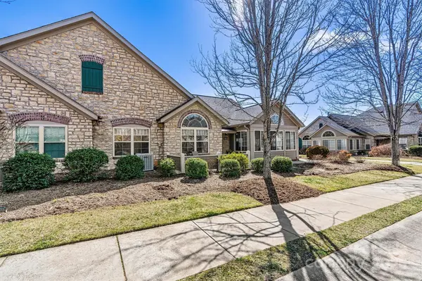 808 Wynnshire DR #A, Hickory, NC 28601