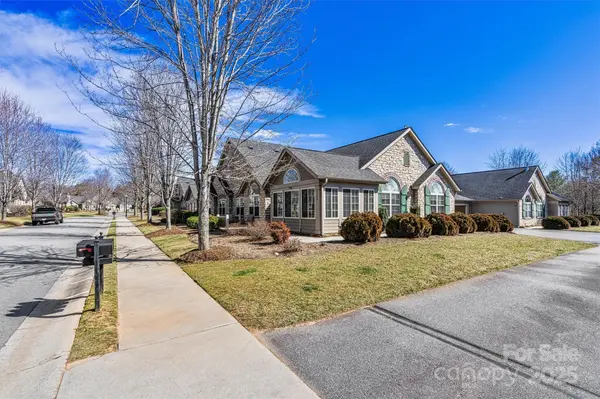 808 Wynnshire DR #A, Hickory, NC 28601
