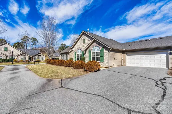 808 Wynnshire DR #A, Hickory, NC 28601