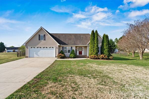 3701 Fieldhaven CT, Maiden, NC 28650