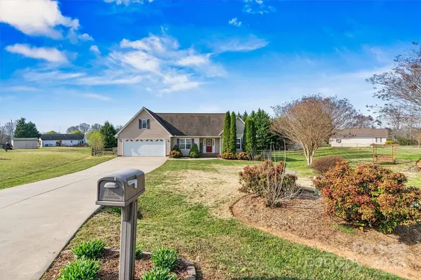 3701 Fieldhaven CT, Maiden, NC 28650