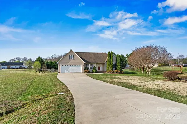 3701 Fieldhaven CT, Maiden, NC 28650