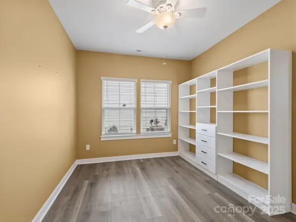 6420 Cambridge DR, Harrisburg, NC 28075