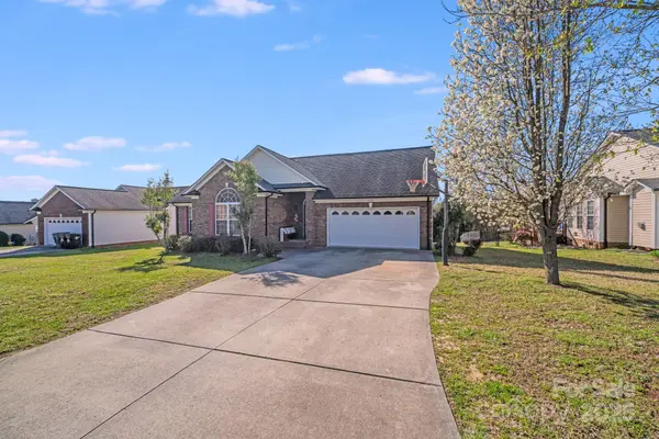 1232 Pressley Downs DR SE, Concord, NC 28025