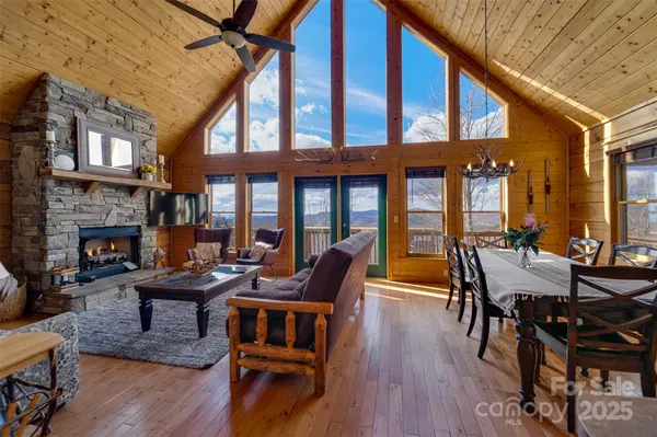 171 Scenic Wolf DR, Mars Hill, NC 28754