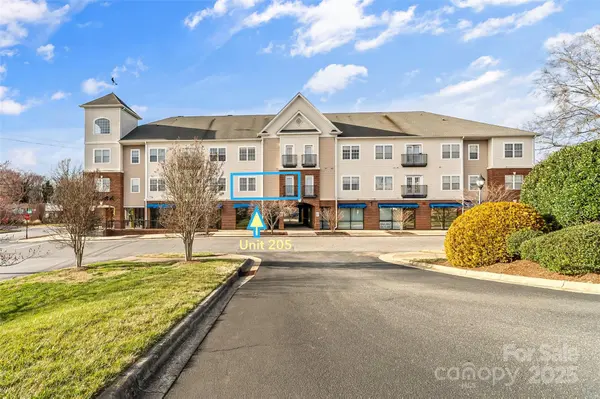 1410 4th Street DR NW #205, Hickory, NC 28601