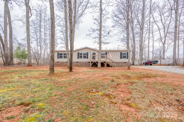 1795 Kestrel Valley LN, Catawba, NC 28609