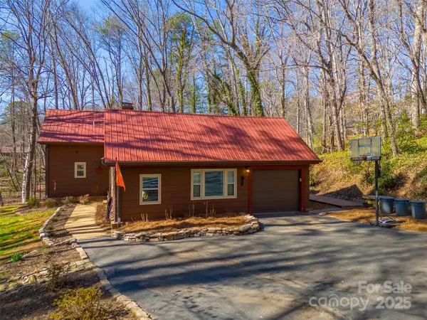 1832 University HTS, Cullowhee, NC 28723