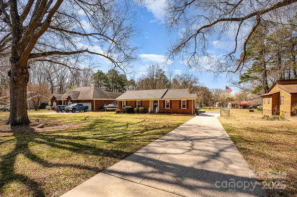 11018 Despa DR, Mint Hill, NC 28227