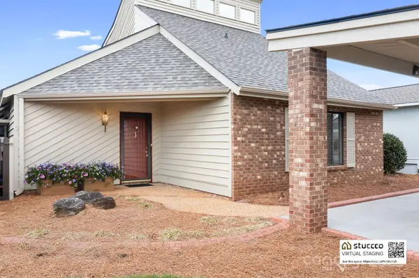 139 Fairway DR, Advance, NC 27006