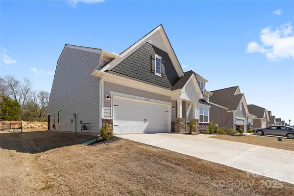 2953 Findley RD, Statesville, NC 28625