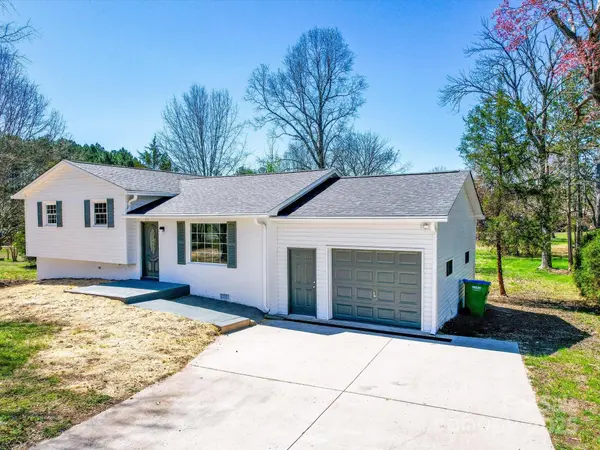 53 Huntington DR, Denton, NC 27239