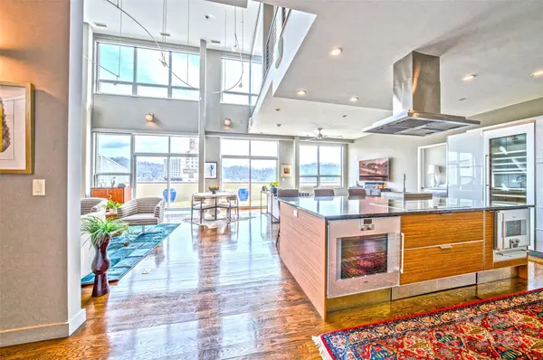 12 S Lexington AVE #600,  Asheville,  NC 28801