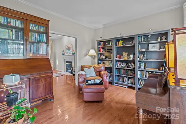 12114 Ulsten LN, Huntersville, NC 28078