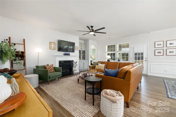 14313 Hugh Dixon WAY, Huntersville, NC 28078