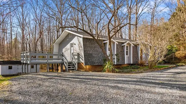 1668 Gopher Woods RD, Asheboro, NC 27205