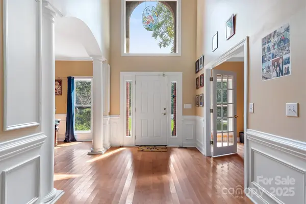 10316 Hanging Moss TRL, Mint Hill, NC 28227