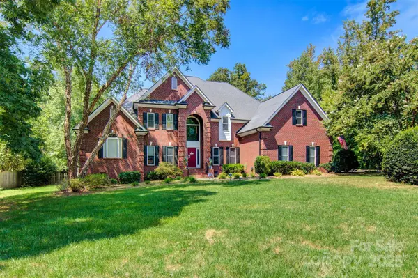 10316 Hanging Moss TRL, Mint Hill, NC 28227