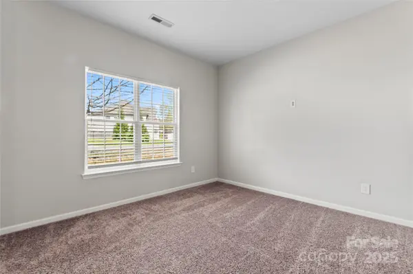 4235 Springhaven DR, Charlotte, NC 28269