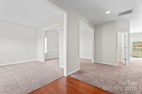 4235 Springhaven DR, Charlotte, NC 28269