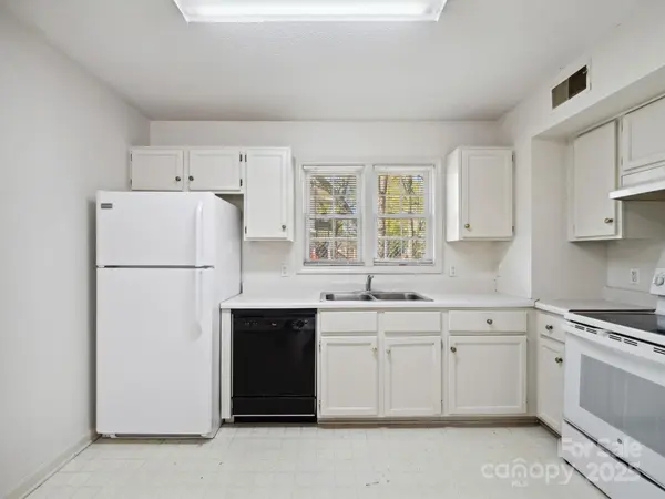 527 Charlotte AVE Rock Hill, SC 29730