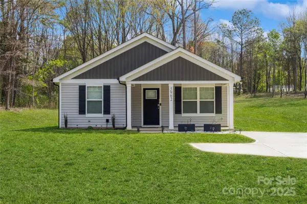 5962 Charlie Walker RD, Kannapolis, NC 28081