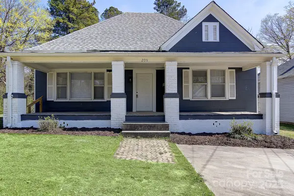 209 N Yadkin AVE, Spencer, NC 28159