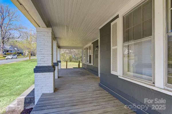 209 N Yadkin AVE, Spencer, NC 28159