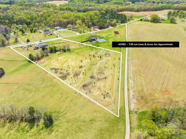 909 Old Mocksville RD, Statesville, NC 28625