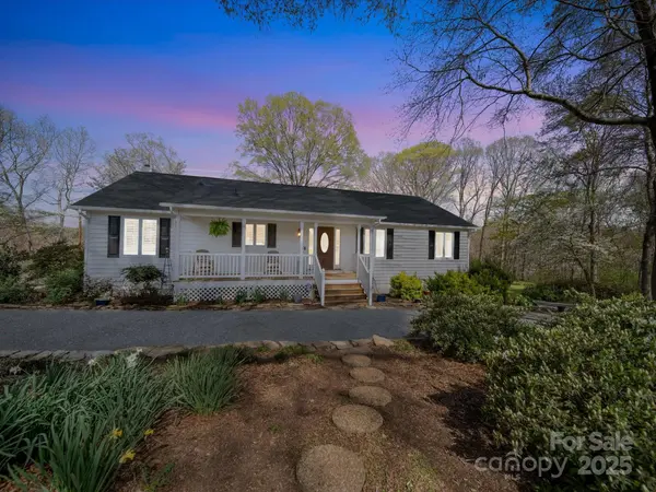 925 Lanier LN, Monroe, NC 28110