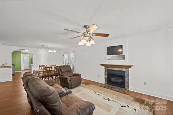 61 Brown ST SW, Concord, NC 28027