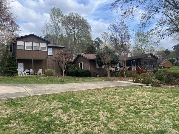 8115 Bridge View CV, Sherrills Ford, NC 28673