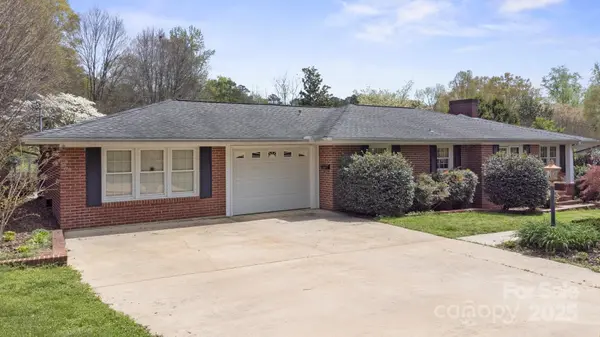 317 S Lineberry ST, Troy, NC 27371