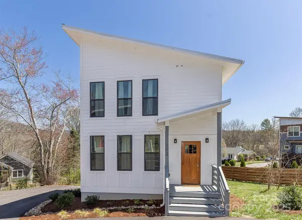 202, 204, 205, 208 Ashby Cottage LN #3, 4, 5, 6, Woodfin, NC 28804
