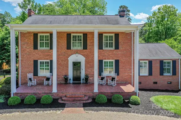 203 Mt Holly Huntersville RD, Huntersville, NC 28078