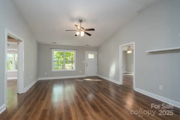 556 Westwood DR, Kannapolis, NC 28081