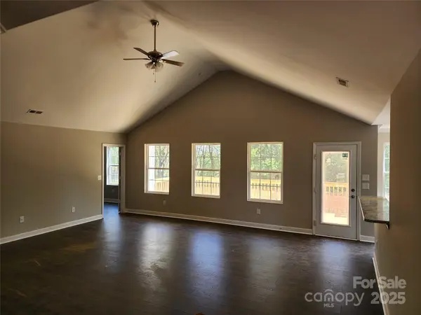 4168 S Olivers Cross RD #6, Newton, NC 28658