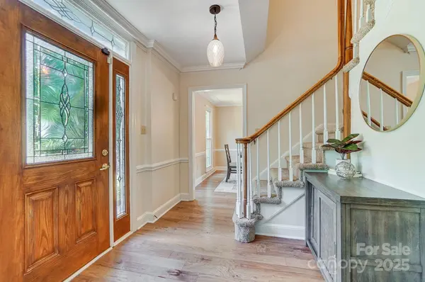 2221 Hamilton Mill RD, Charlotte, NC 28270