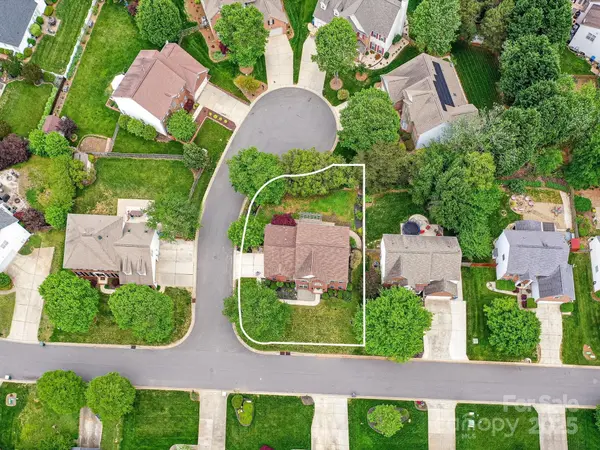 135 Coronilla RD, Mooresville, NC 28117