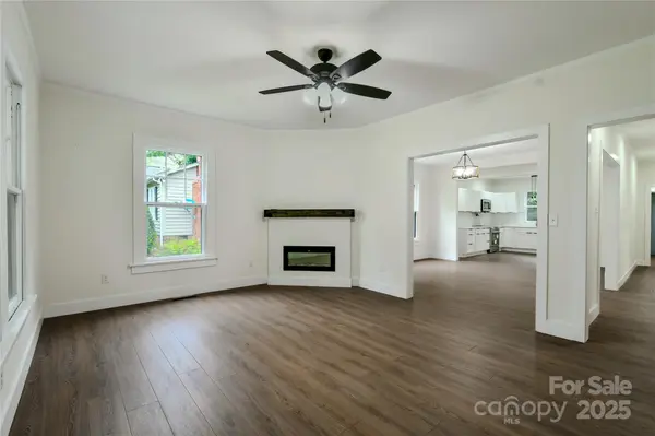 307 E 2nd ST, Lowell, NC 28098