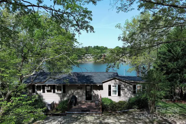 2529 Bowden RD, Camden, SC 29020