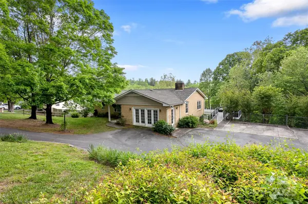 159 Amble LN, Fletcher, NC 28732