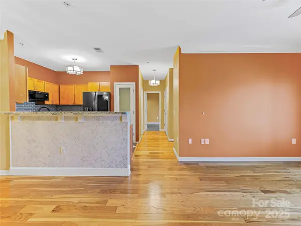 436 Appeldoorn CIR, Asheville, NC 28803
