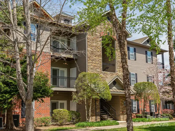 436 Appeldoorn CIR, Asheville, NC 28803