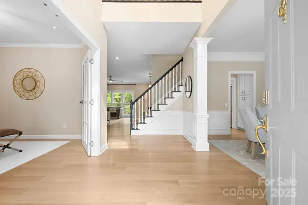 2710 Providence Spring LN, Charlotte, NC 28270