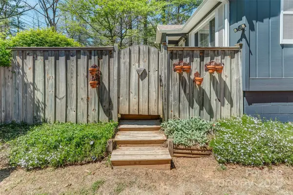 544 Bass Lake DR, Pisgah Forest, NC 28768
