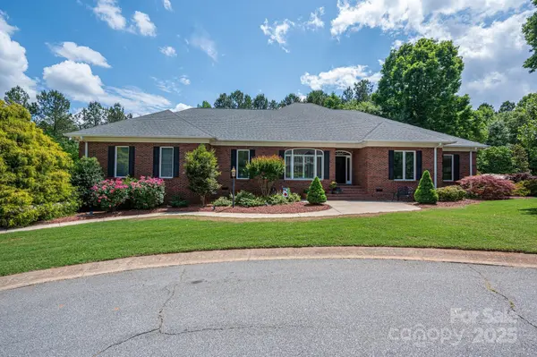 216 Commodore CT, Belmont, NC 28012