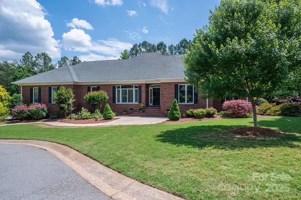 216 Commodore CT,  Belmont,  NC 28012
