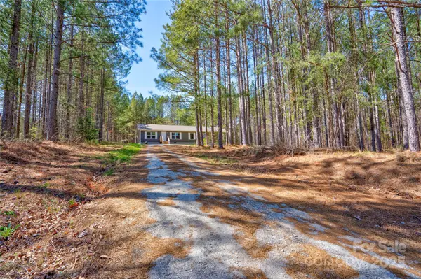 428 Dills RD, Rutherfordton, NC 28139